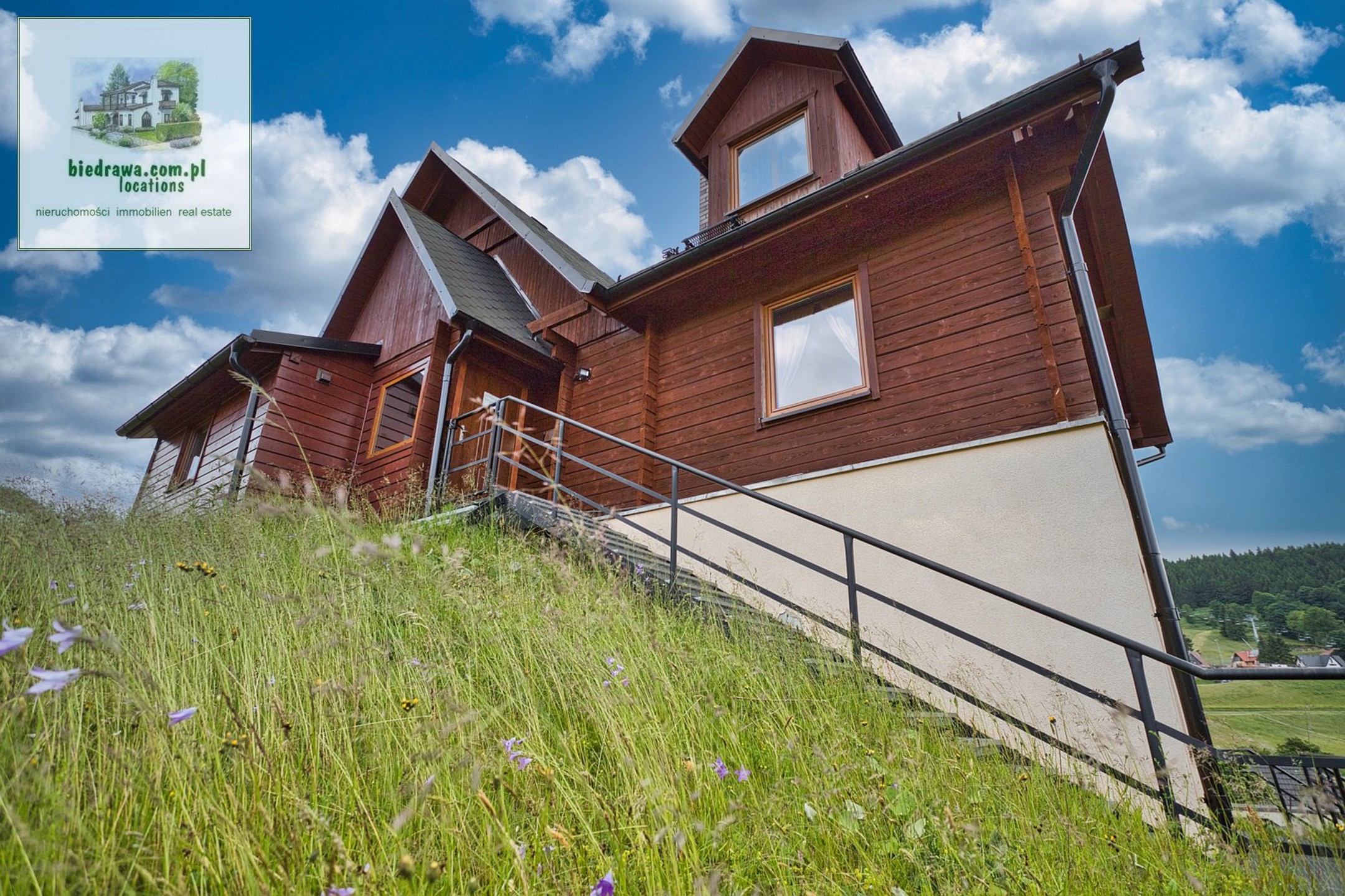 Działający pensjonat w Zieleńcu na sprzedaż - zdjęcie 4