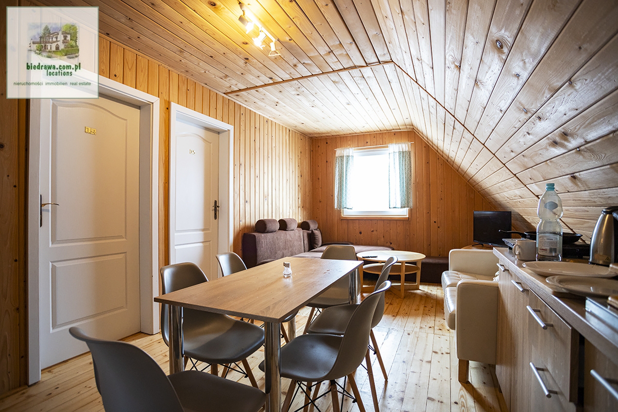 Działający pensjonat w Zieleńcu na sprzedaż - zdjęcie 11