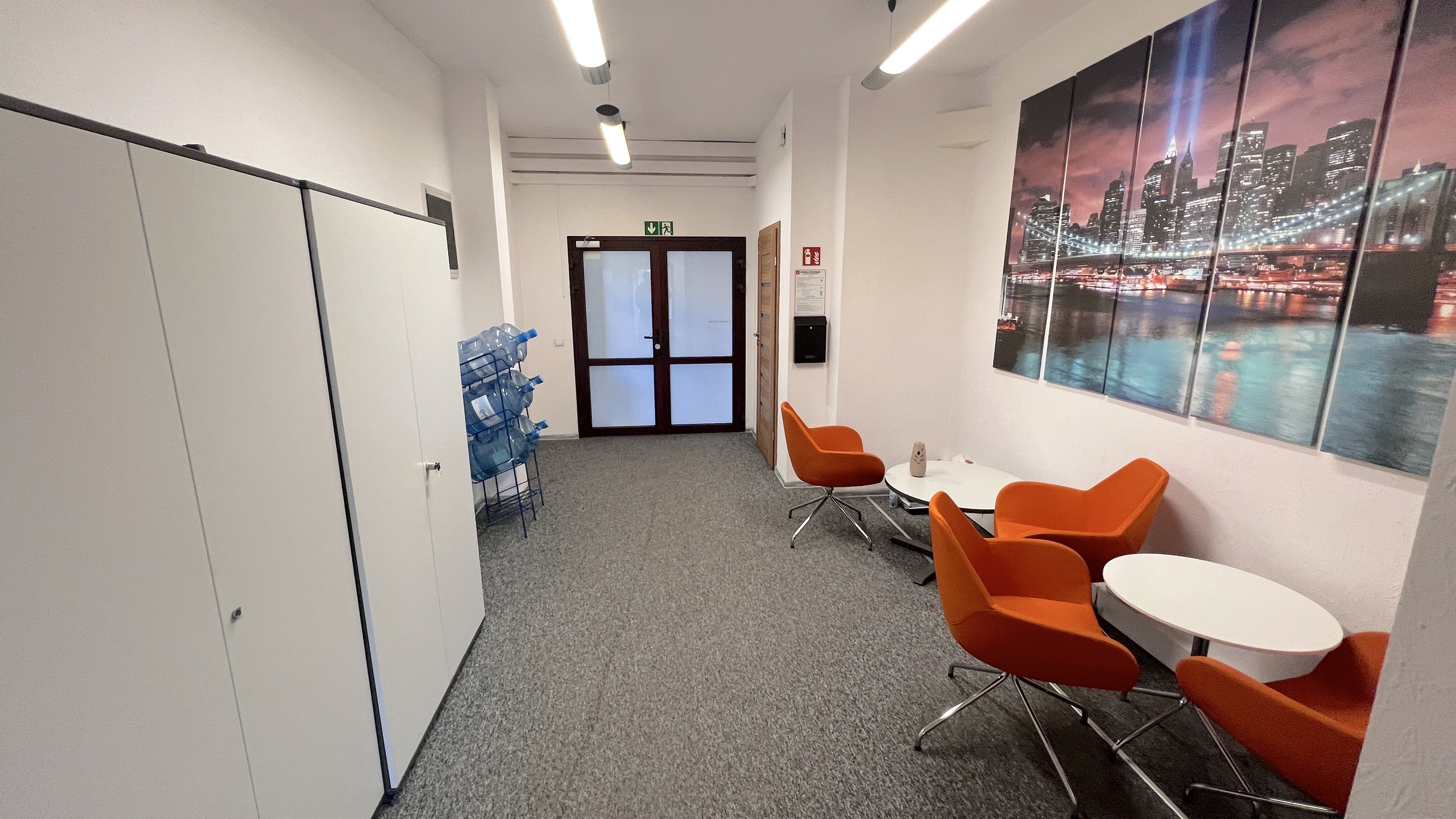 Lokal biurowy w  biurowcu z 2002 roku - zdjęcie 10