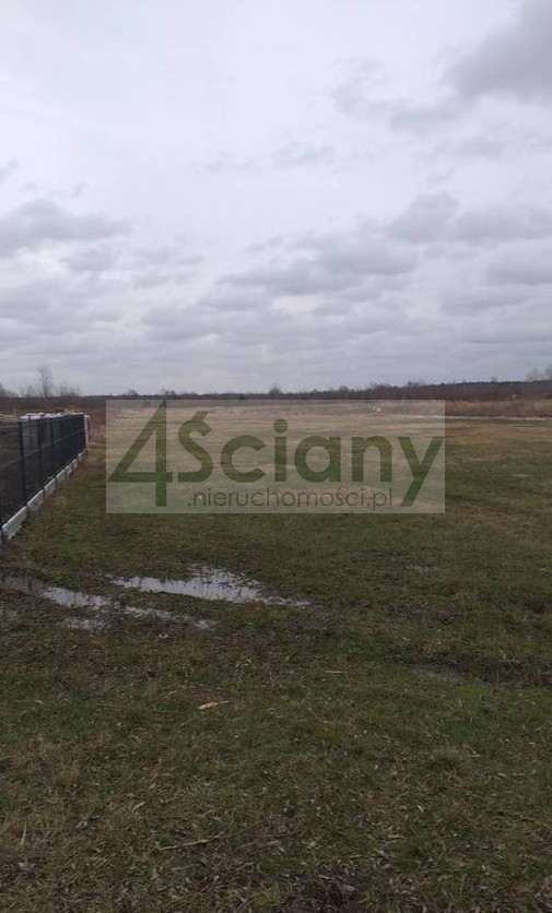 Działka budowlana 1000&nbsp;m², Ciemne - zdjęcie 1