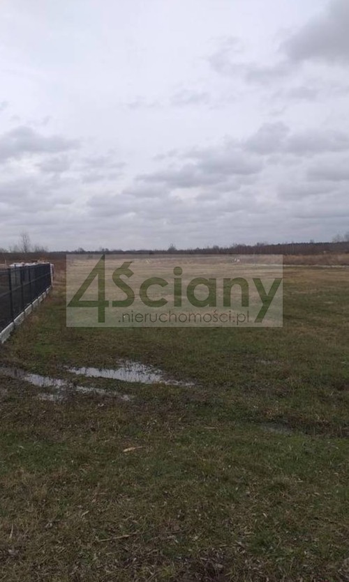 Działka budowlana 1226 m², Ciemne - zdjęcie 1