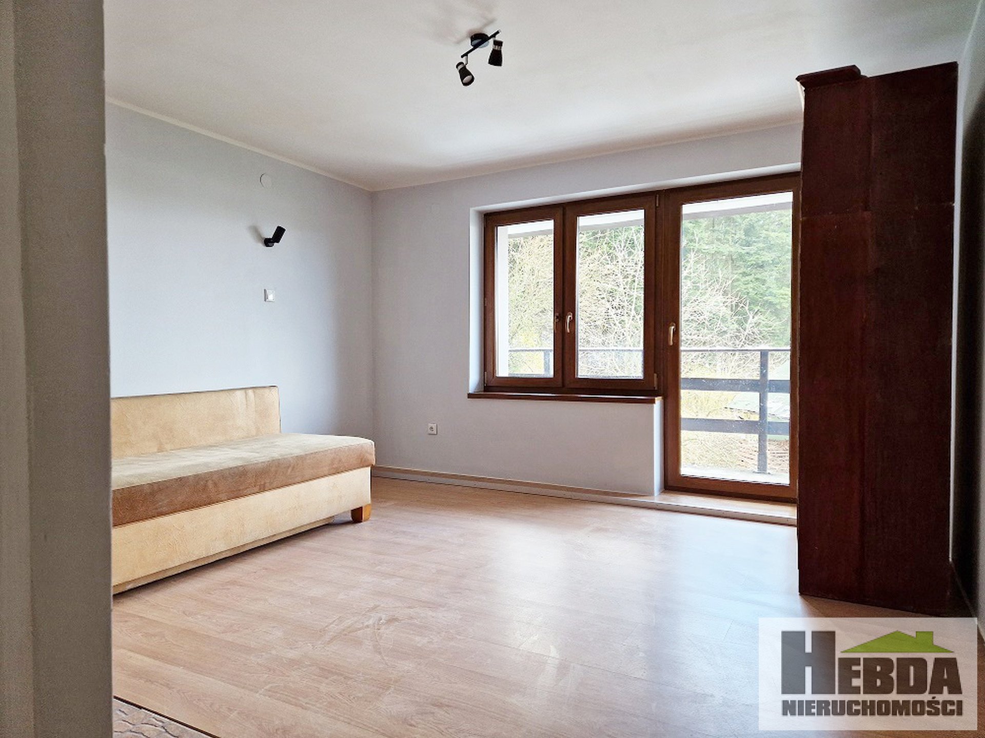 Pogórze Rożnowskie, dom murowany 240 m2 z widokiem na jezioro ! - zdjęcie 8