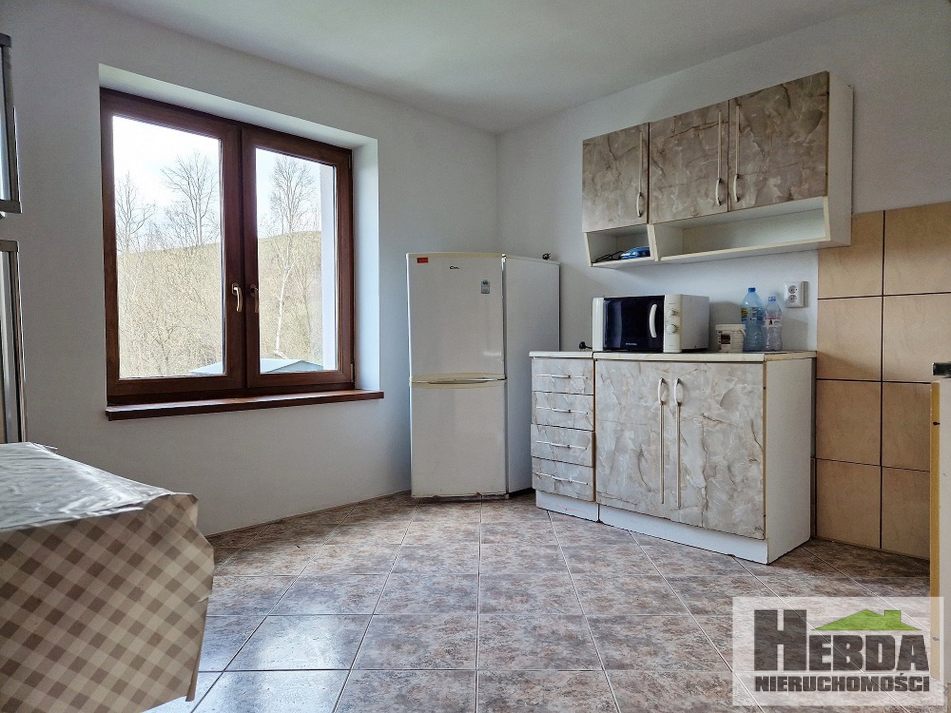 Pogórze Rożnowskie, dom murowany 240 m2 z widokiem na jezioro ! - zdjęcie 4