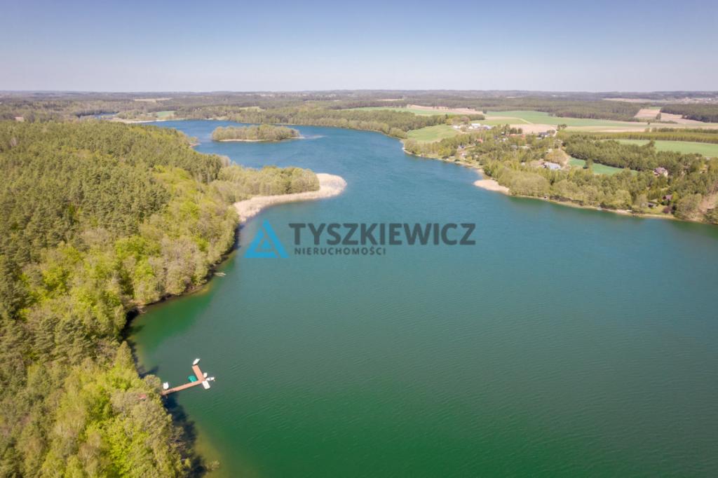 Piękny dom w okolicy lasu i jeziora - zdjęcie 18