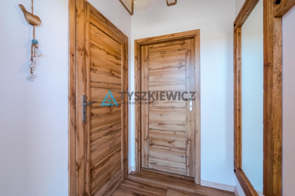 Piękny dom w okolicy lasu i jeziora - zdjęcie 24
