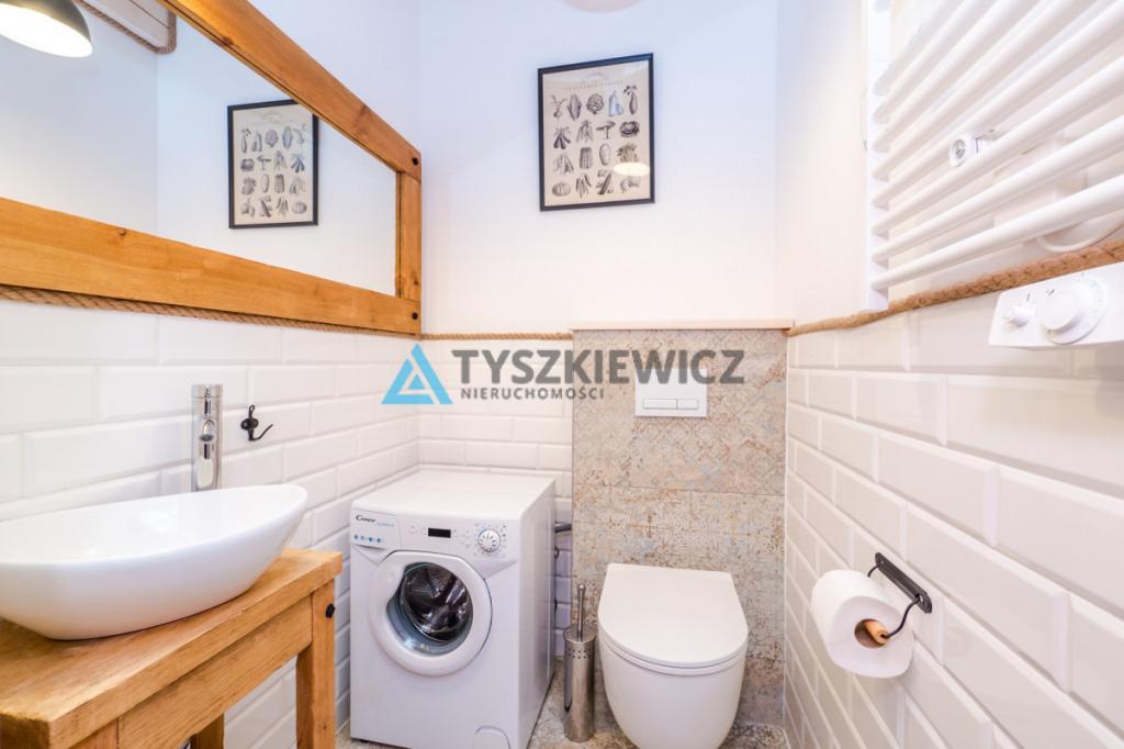 Piękny dom w okolicy lasu i jeziora - zdjęcie 20