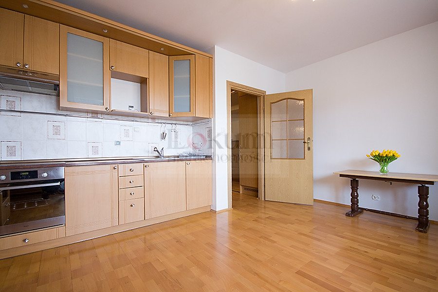 Białołęka - kawalerka z garażem - zdjęcie 5