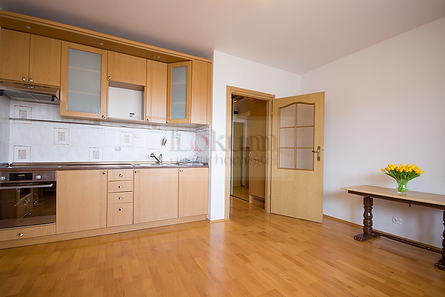 Białołęka - kawalerka z garażem - zdjęcie 7