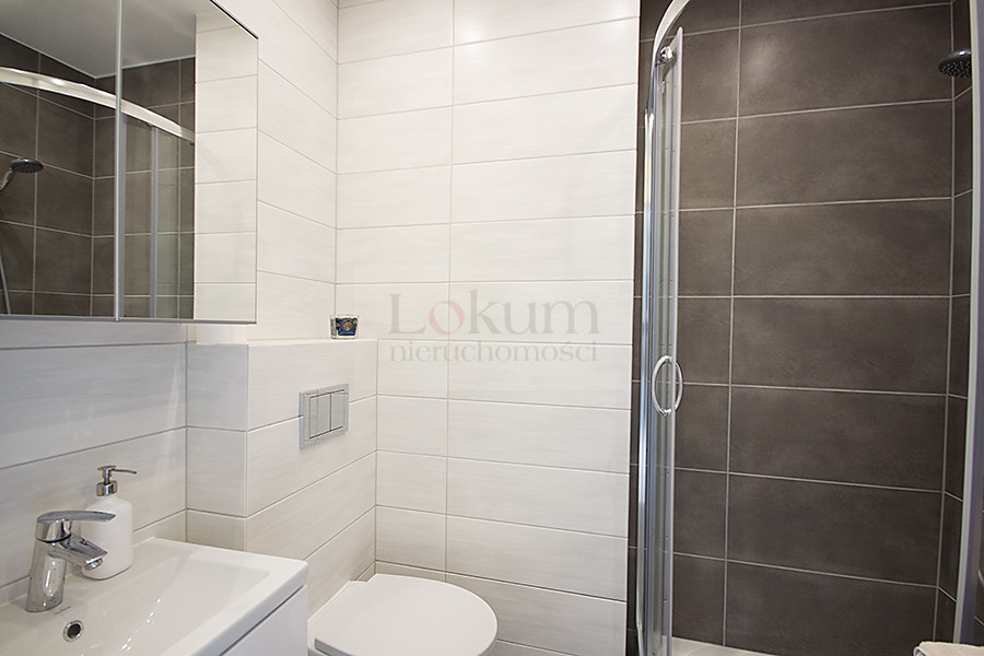 Ochota - dwa pokoje blisko centrum - zdjęcie 11