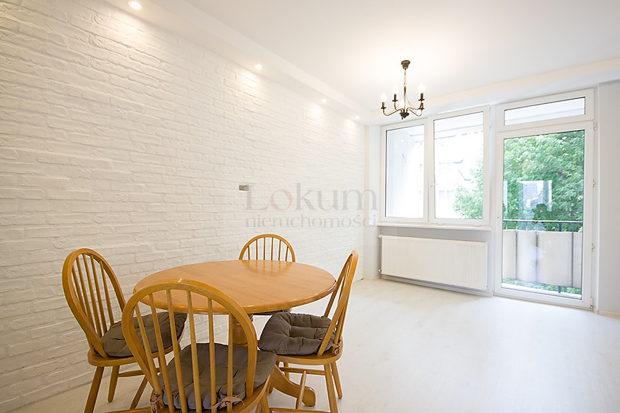 Ochota - dwa pokoje blisko centrum - zdjęcie 5