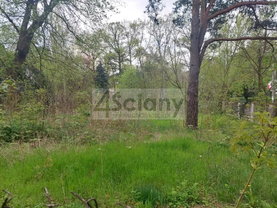 Działka budowlana 1050 m², Milanówek - zdjęcie 1