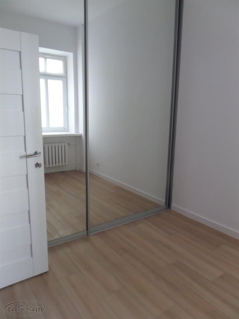 Duże mieszkanie z potencjałem - zdjęcie 5