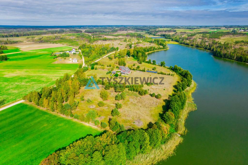 Malownicza działka z linią brzegową jeziora - zdjęcie 5
