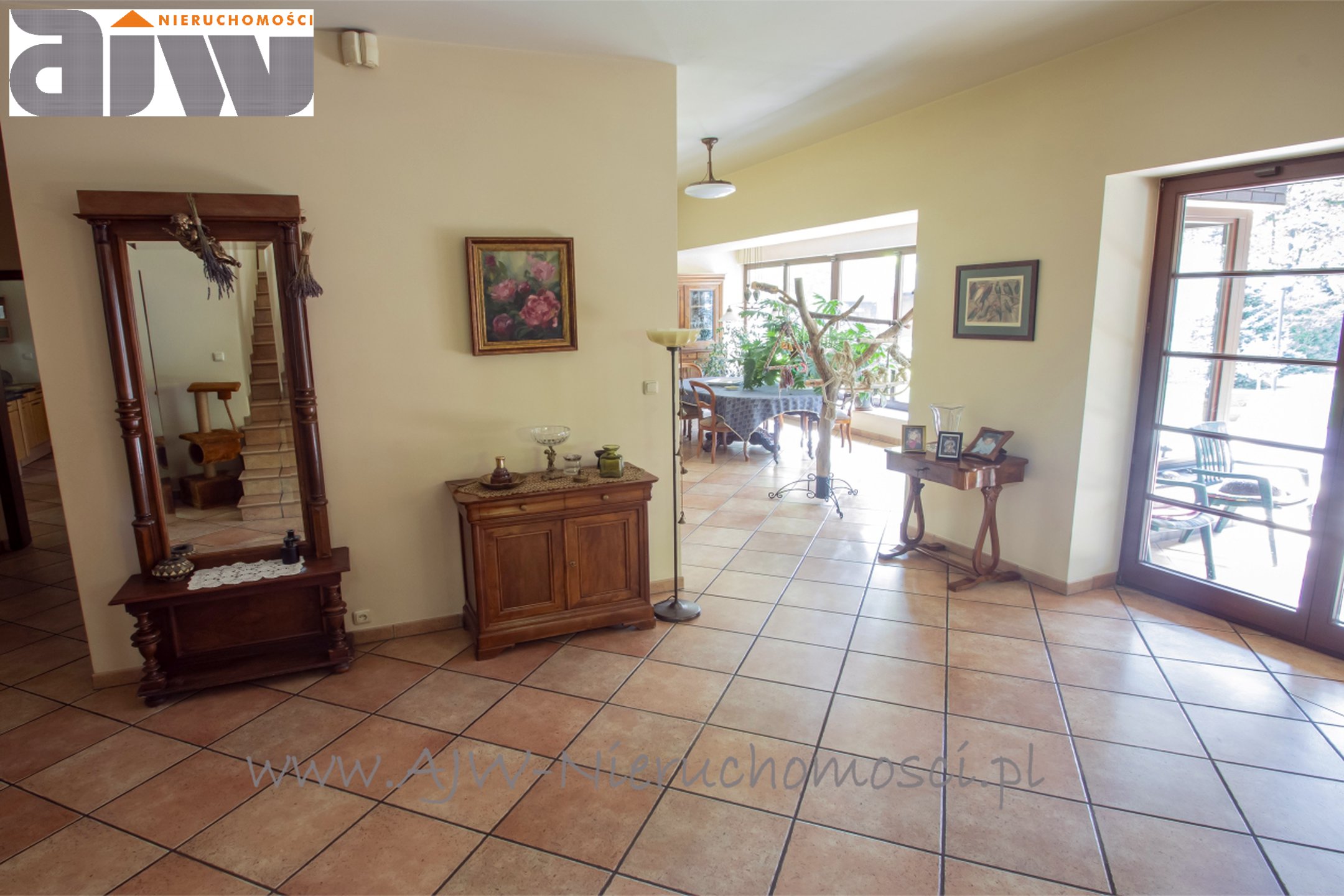 Reprezentacyjny dom Izabelin C w otulinie KPN - zdjęcie 6