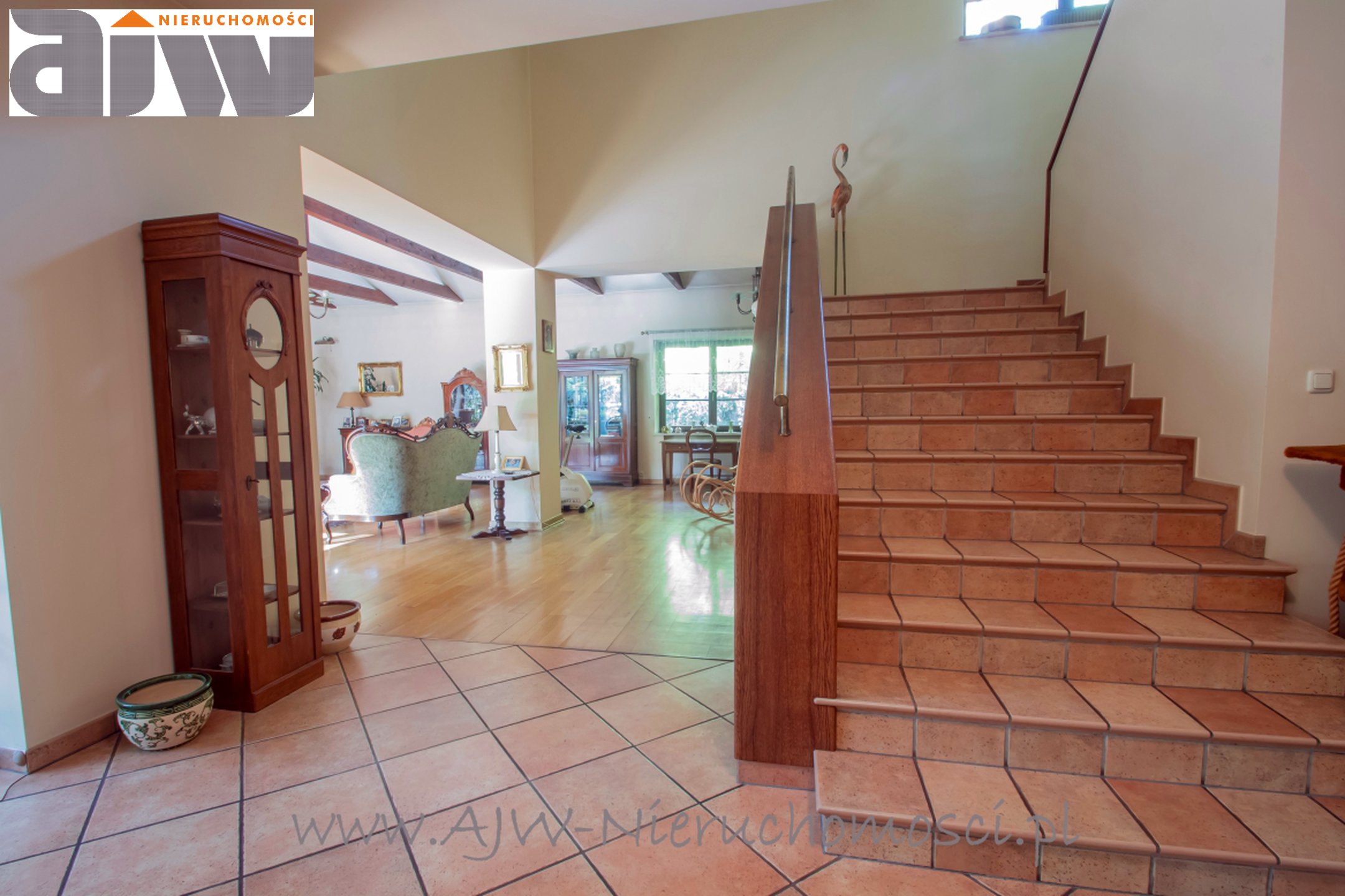 Reprezentacyjny dom Izabelin C w otulinie KPN - zdjęcie 5