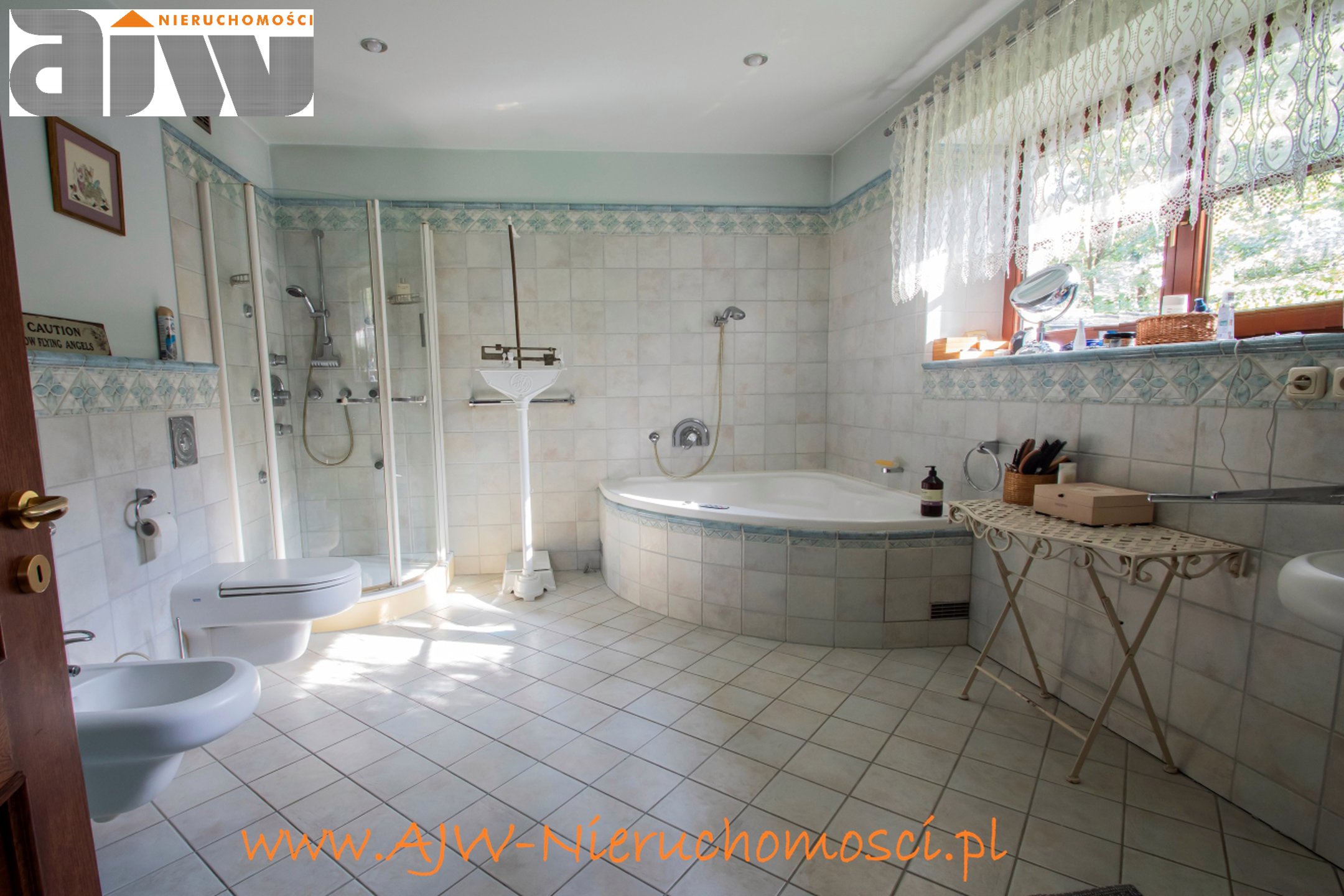 Reprezentacyjny dom Izabelin C w otulinie KPN - zdjęcie 11