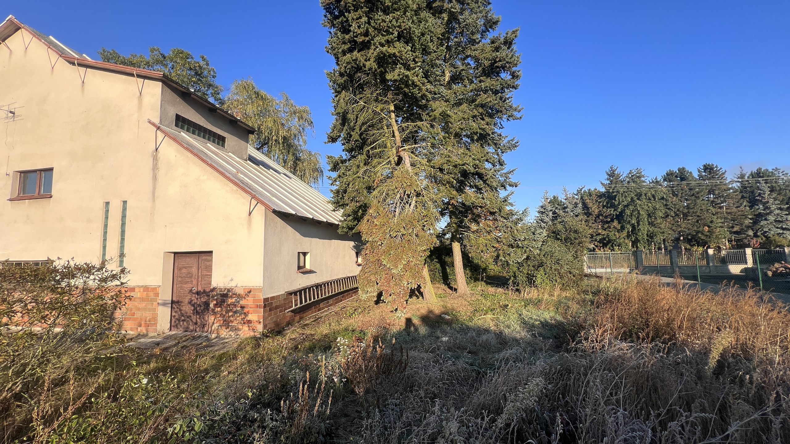 Przestronny dom wolnostojący w spokojnej okolicy - zdjęcie 14