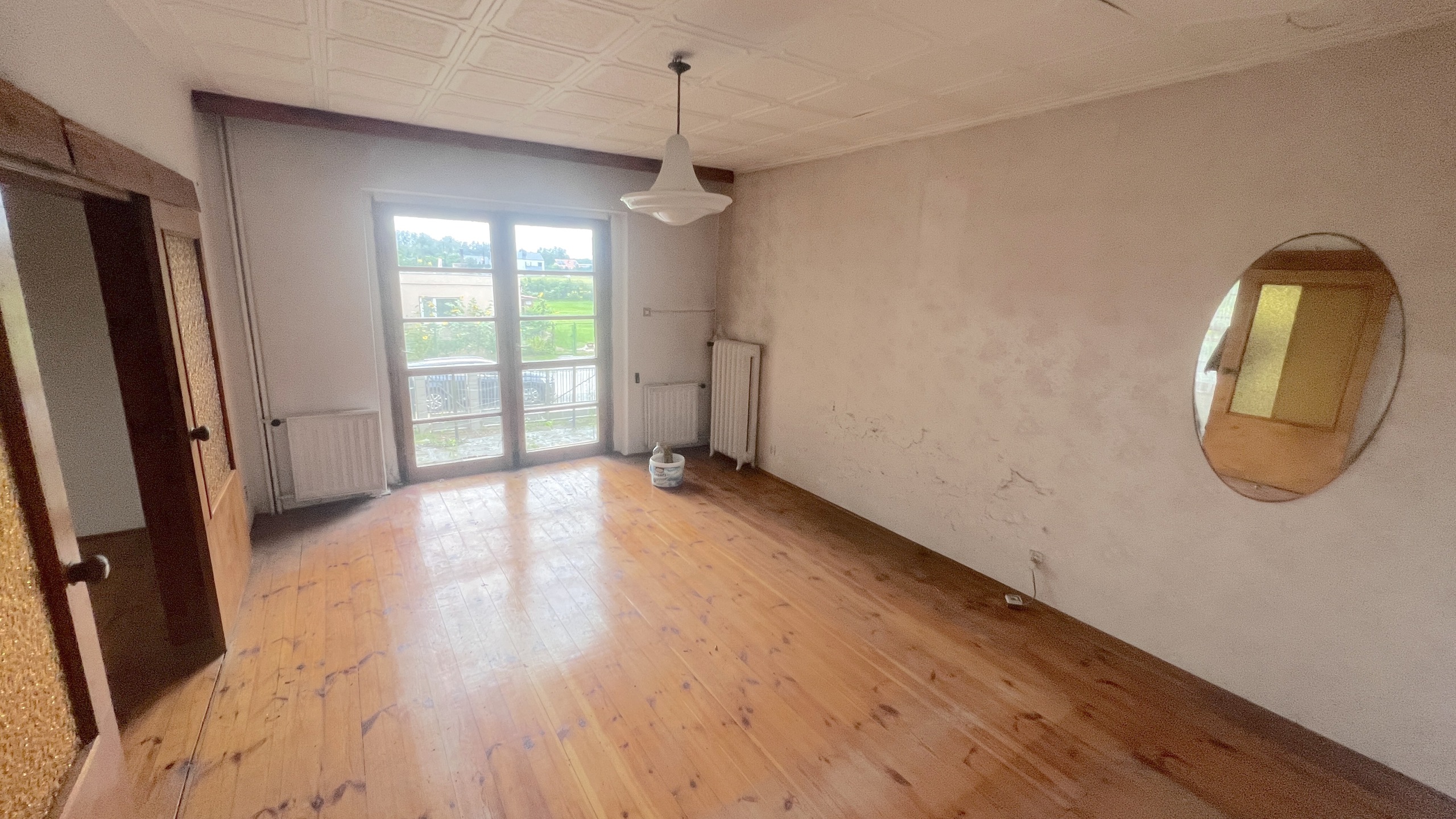 Przestronny dom wolnostojący w spokojnej okolicy - zdjęcie 10