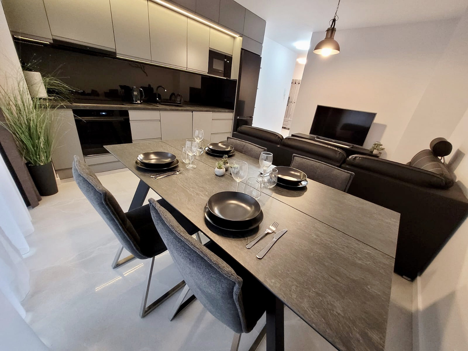 3 pokoje z parkingiem, nowe Port Popowice - zdjęcie 1