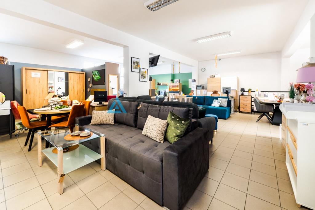 ŚWIETNIE PROSPERUJĄCY SALON MEBLOWY - zdjęcie 9