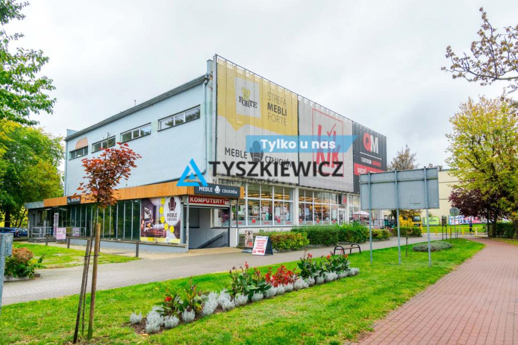 DOM 400M Z ŚWIETNIE PRESPERUJĄCYM SALONEM MEBLOWYM - zdjęcie 1