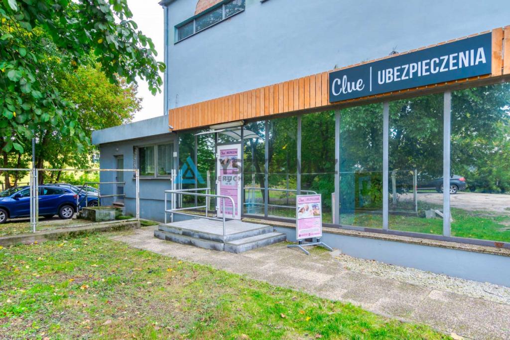 DOM 400M Z ŚWIETNIE PRESPERUJĄCYM SALONEM MEBLOWYM - zdjęcie 18