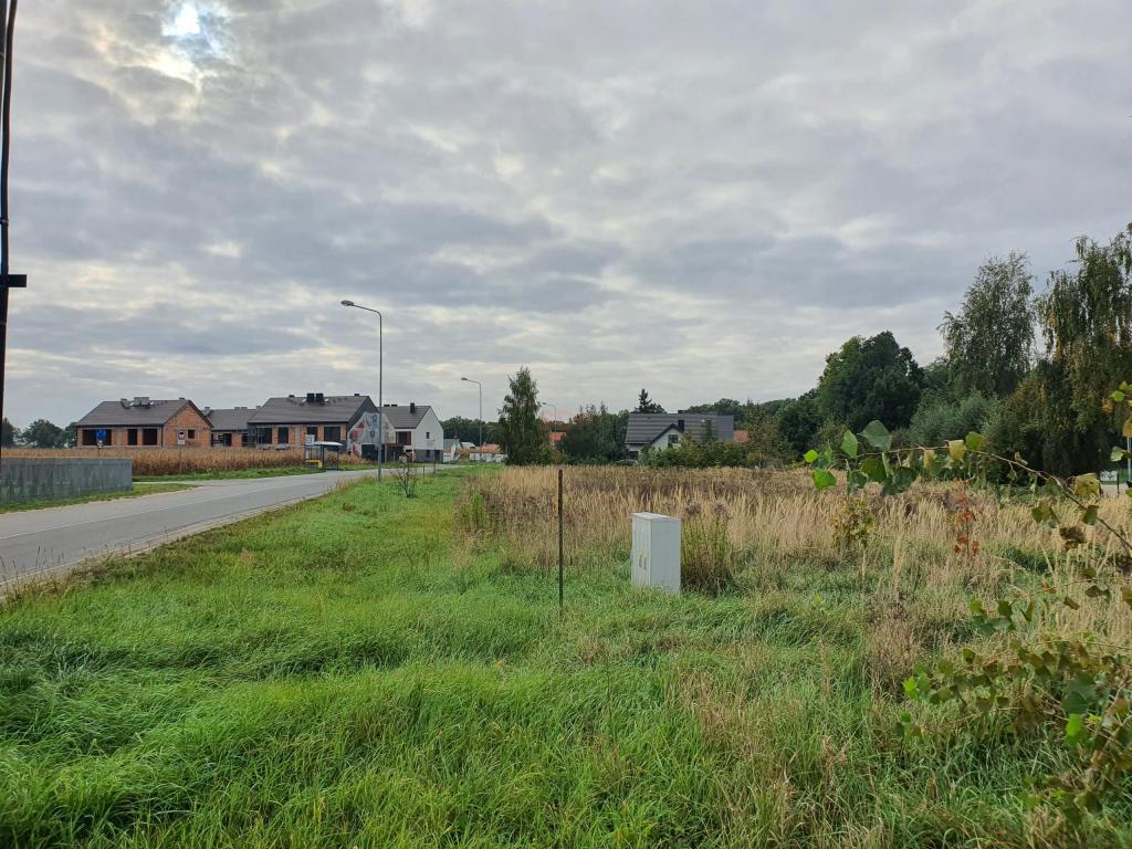 Działka budowlana 1518&nbsp;m², Krzyżowice, Główna - zdjęcie 1