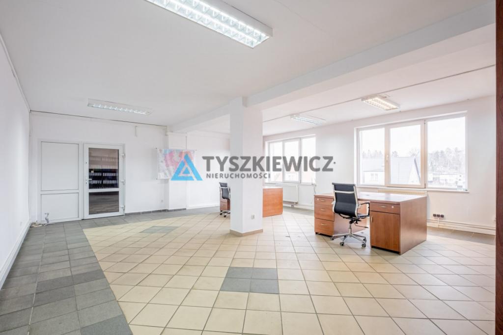 Biurowiec na ulicy Maczka. - zdjęcie 2