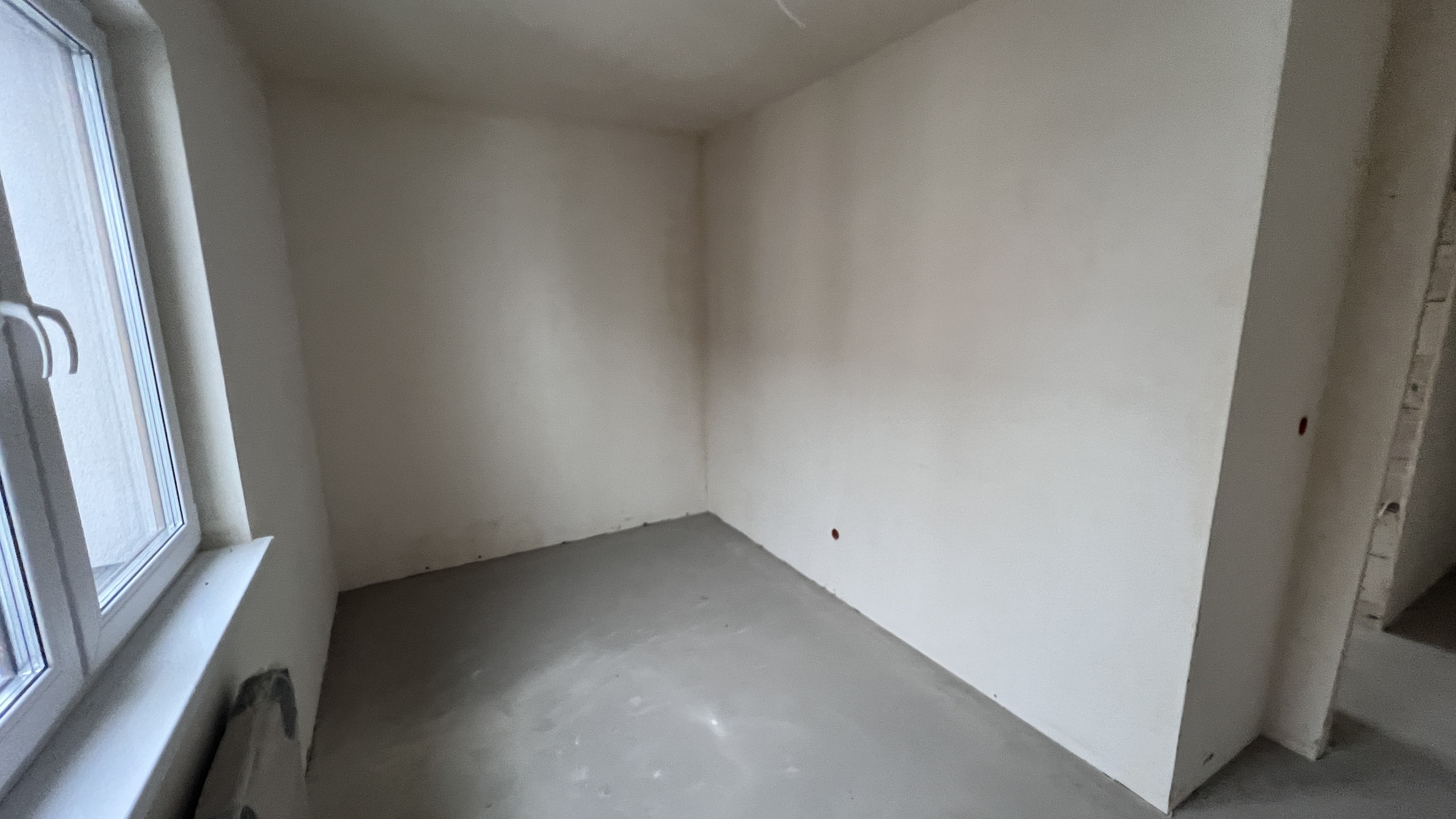 Mieszkanie 4 pokojowe na spokojnym osiedlu przy jeziorze - zdjęcie 16