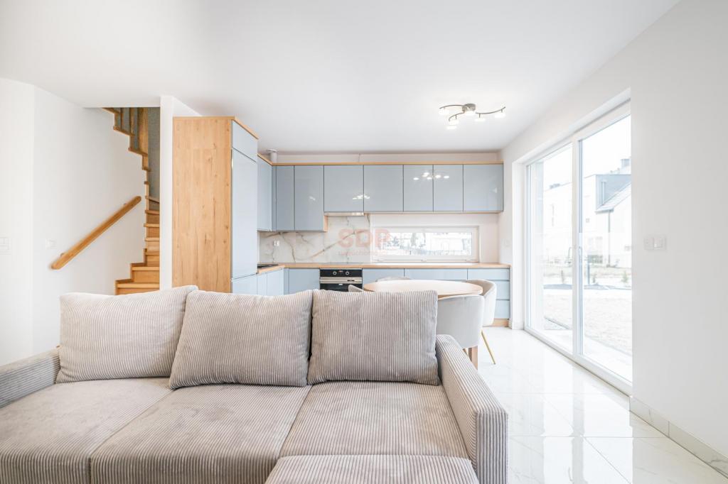 Dom 117 m², Kiełczówek, Parkowa - zdjęcie 1