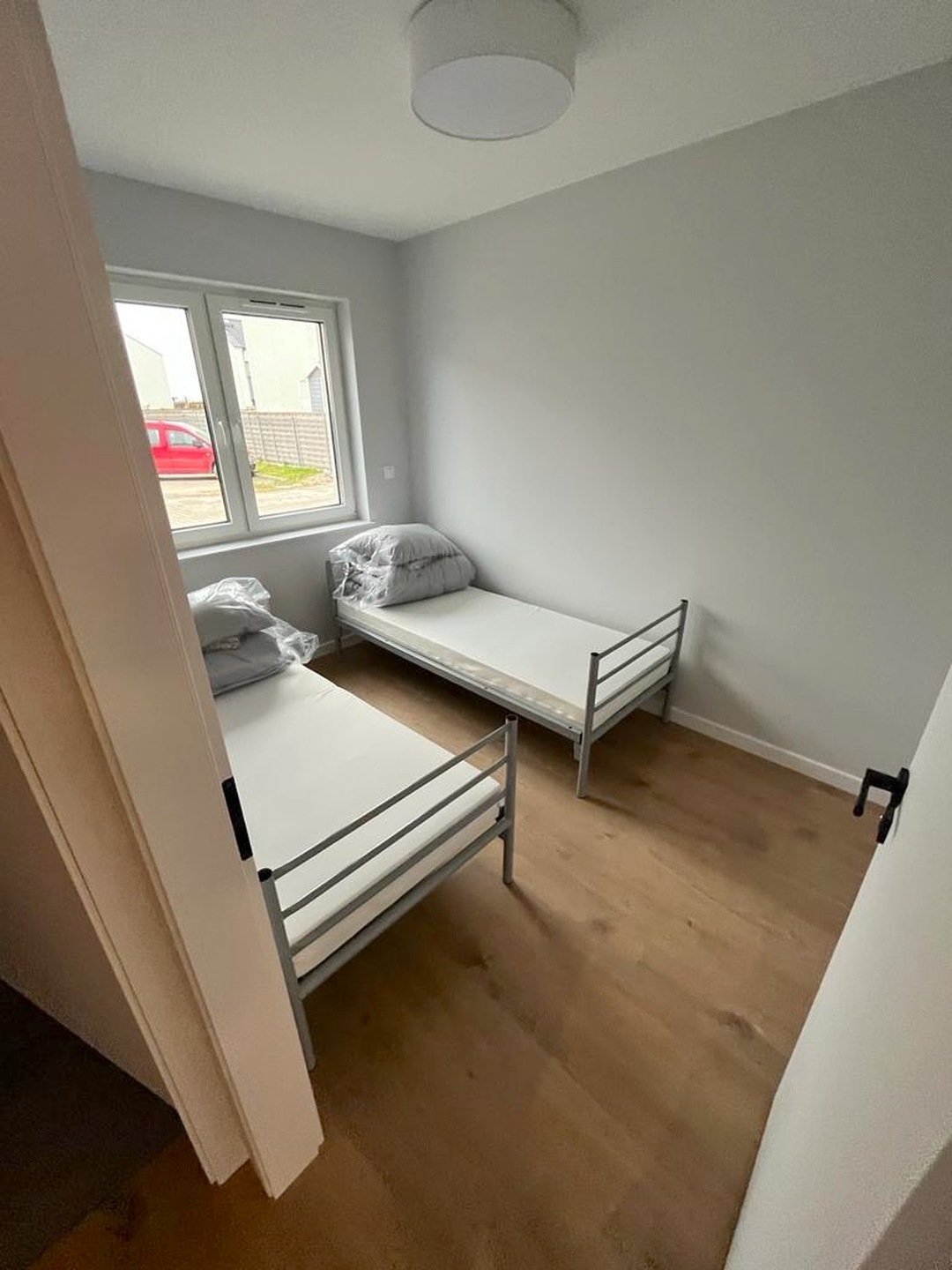 Środkowy segment szeregowca 82 m2 w Luboniu - zdjęcie 3