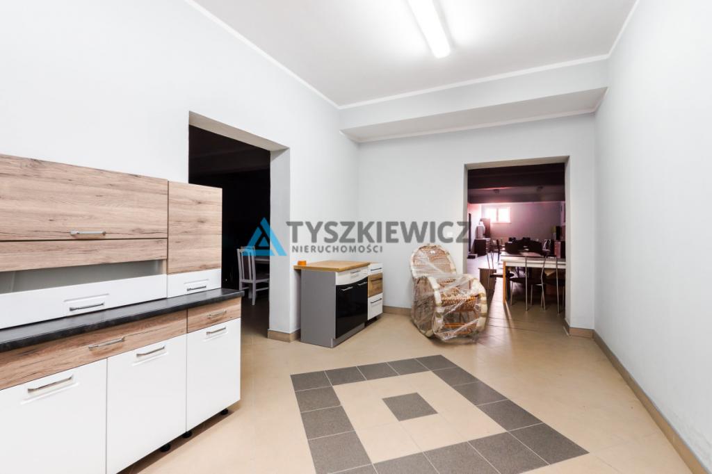 Duży budynek usługowo-mieszkalny w centrum miasta! - zdjęcie 10