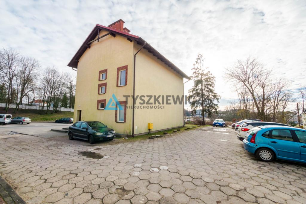 Budynek usługowo-mieszkalny w centrum Chojnic - zdjęcie 12