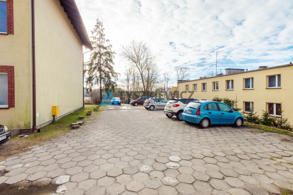 Budynek usługowo-mieszkalny w centrum Chojnic - zdjęcie 11