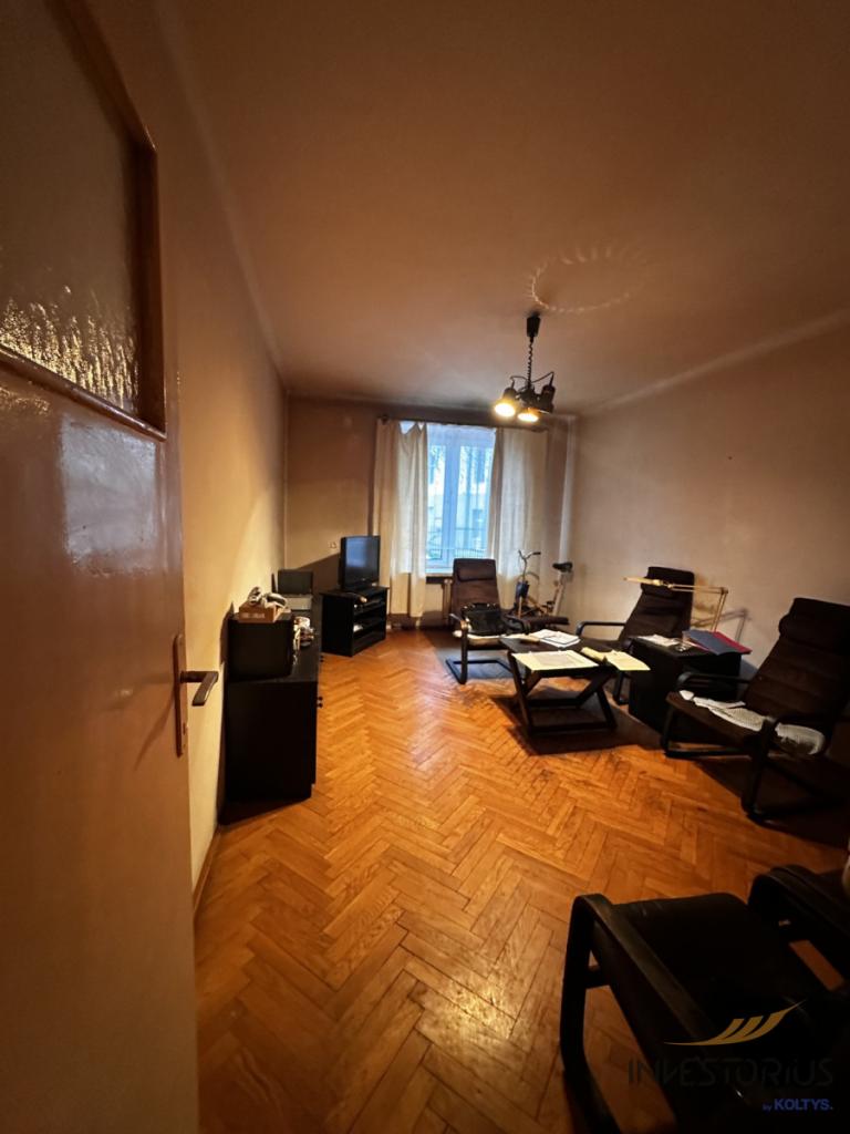 Trzypokojowe mieszkanie w centrum Łodzi - zdjęcie 1