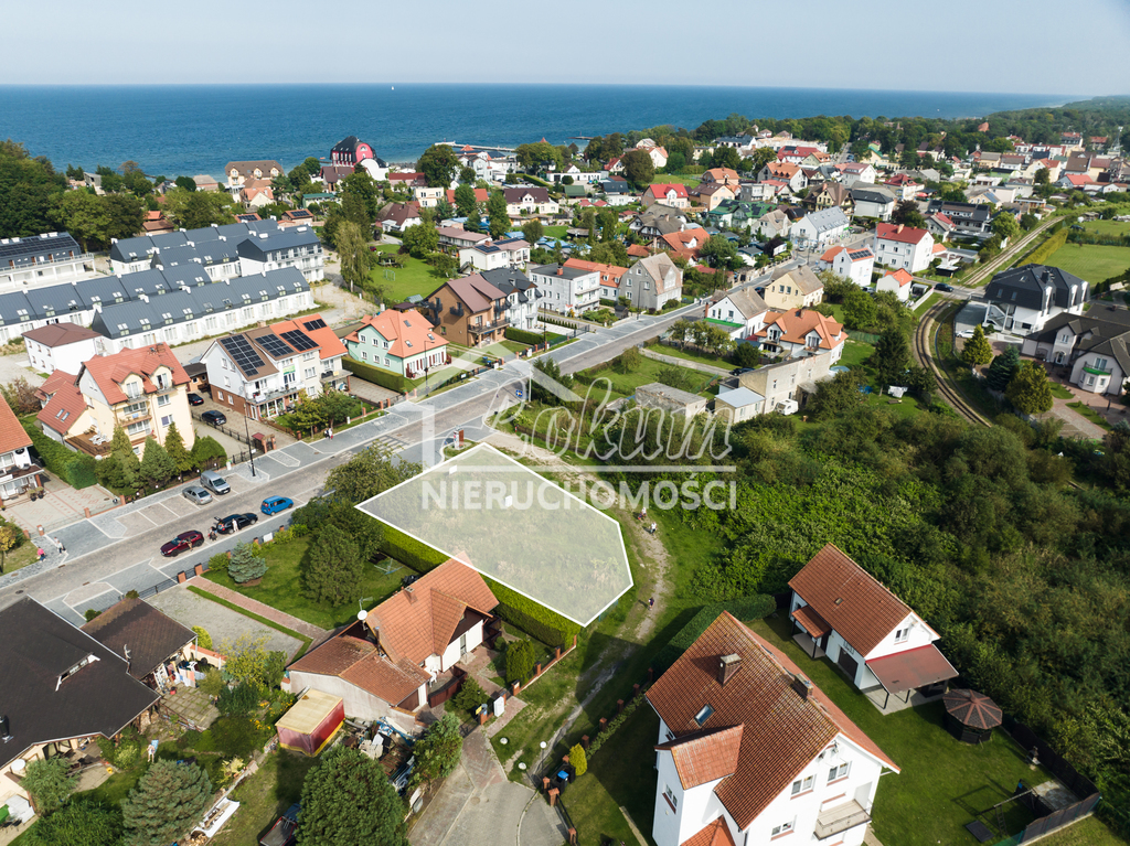 Działka budowlana 676&nbsp;m², Niechorze - zdjęcie 1