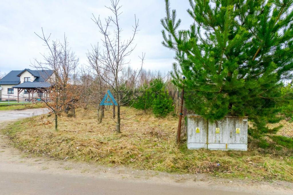Działka budowlana blisko jeziora - zdjęcie 8