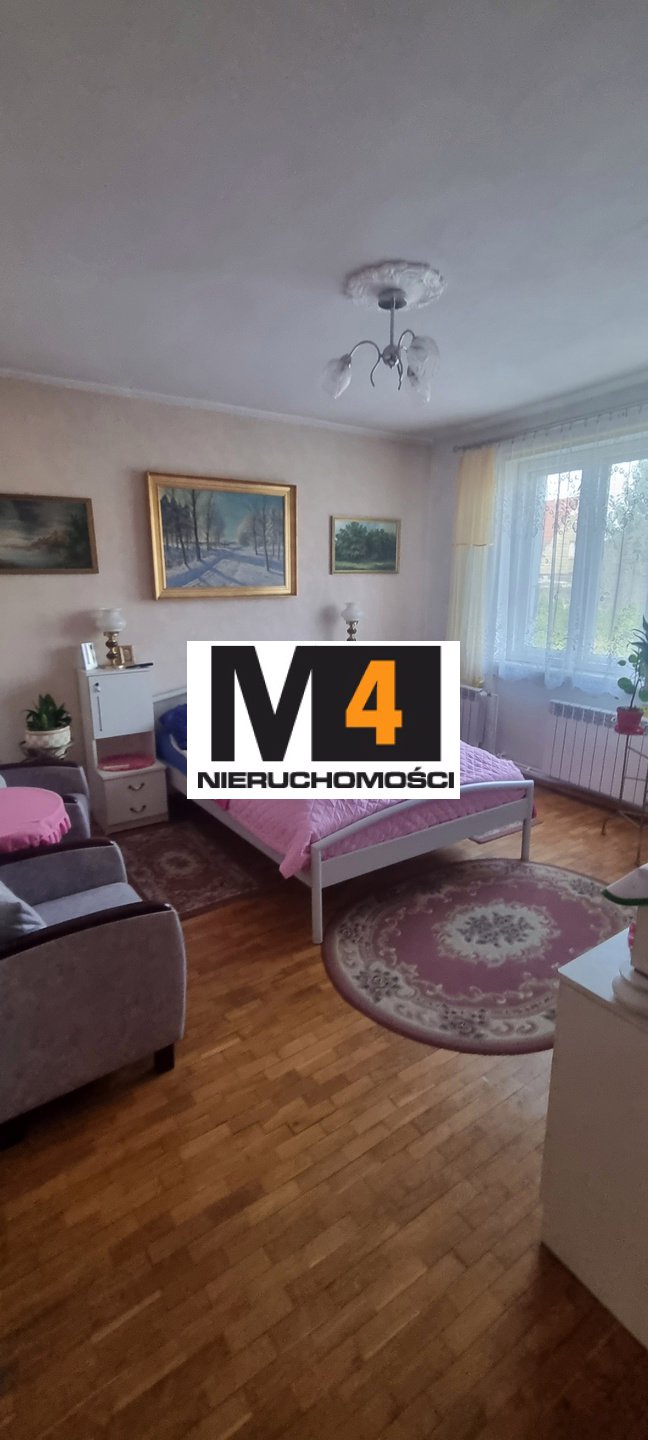 Duży dom , 7 pokoi , pipwnica , garaż ! Super lokalizacja ! - zdjęcie 10