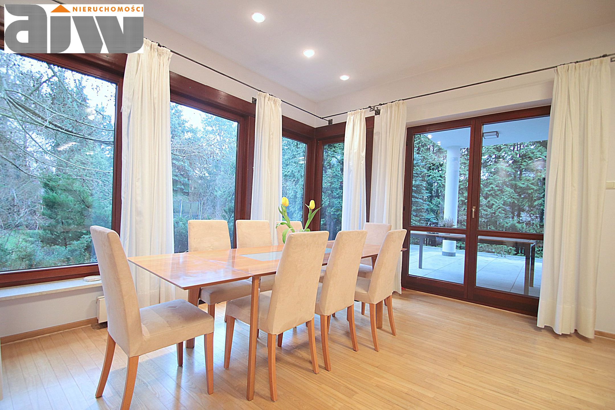 Dom w Łomiankach 240 m2, działka 1240 m2. - zdjęcie 4