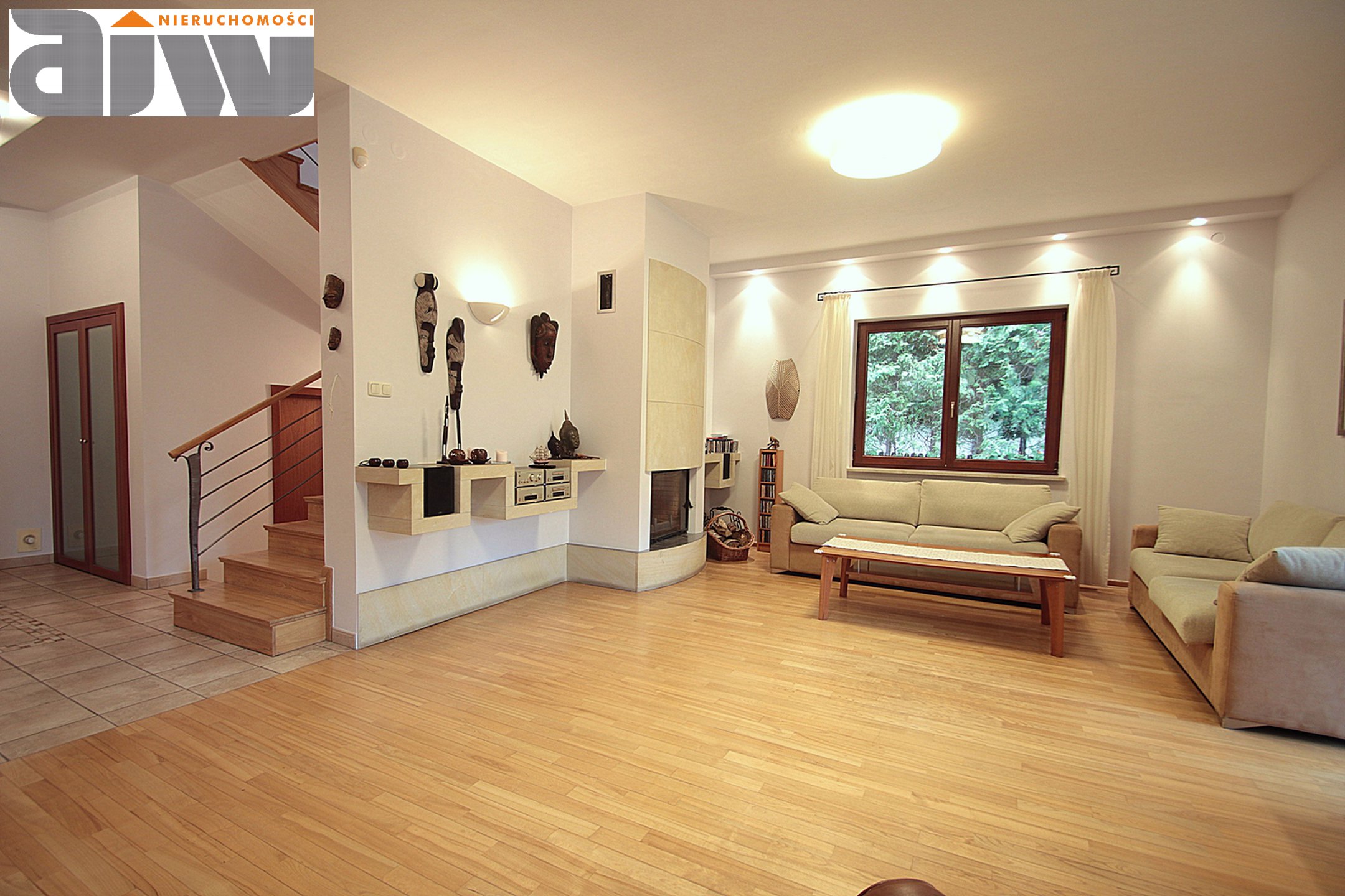 Dom w Łomiankach 240 m2, działka 1240 m2. - zdjęcie 7