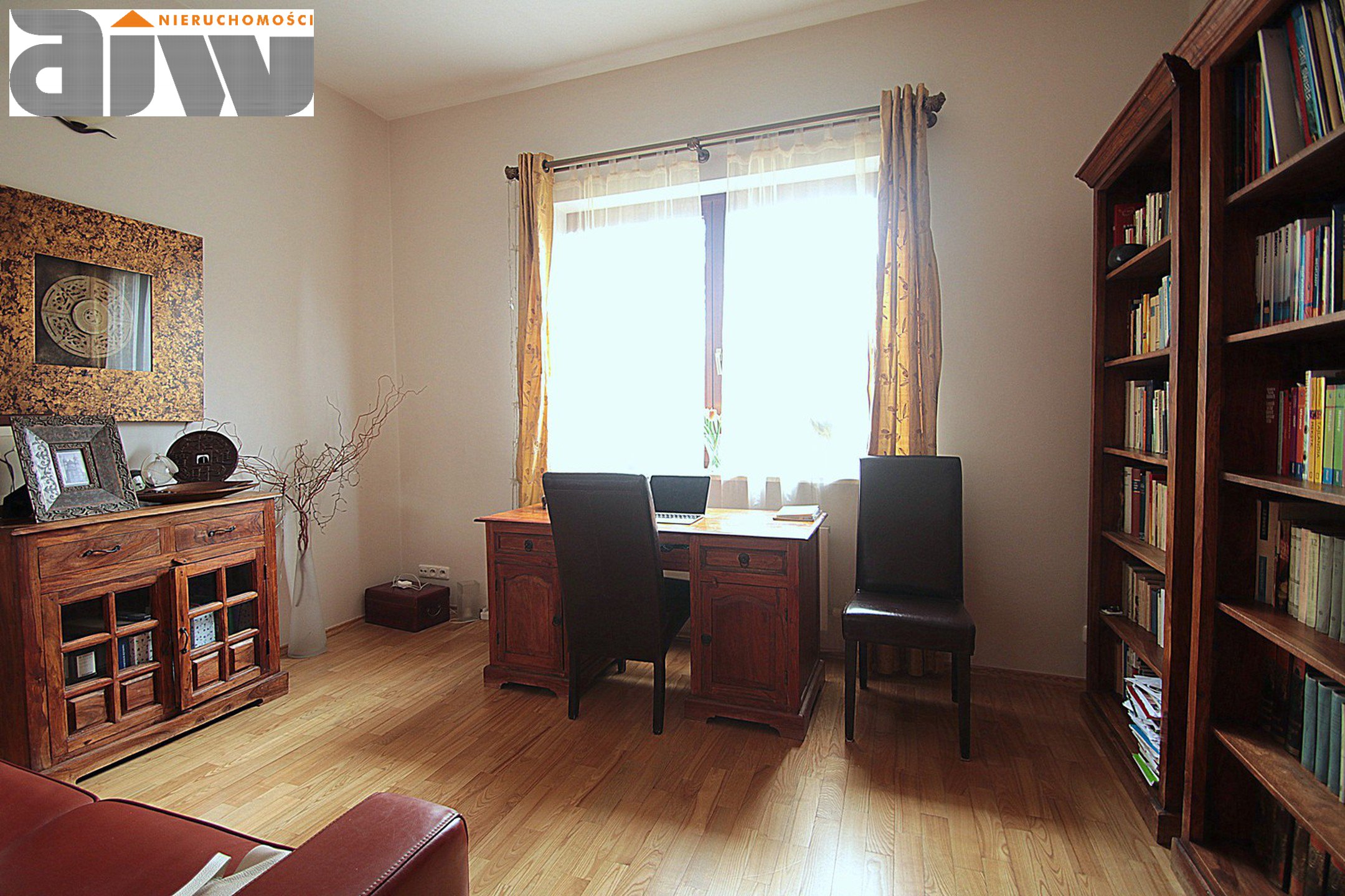 Dom w Łomiankach 240 m2, działka 1240 m2. - zdjęcie 11