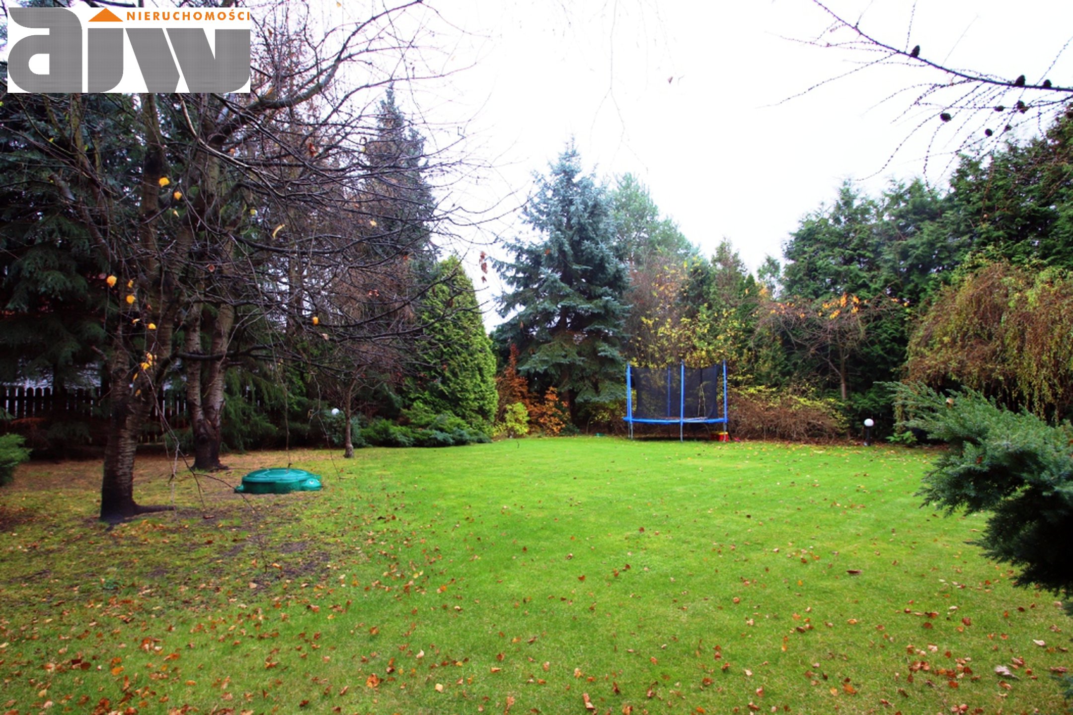 Dom w Łomiankach 240 m2, działka 1240 m2. - zdjęcie 20