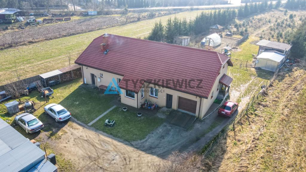 Dom z basenem z potencjałem inwestycjnym - zdjęcie 27