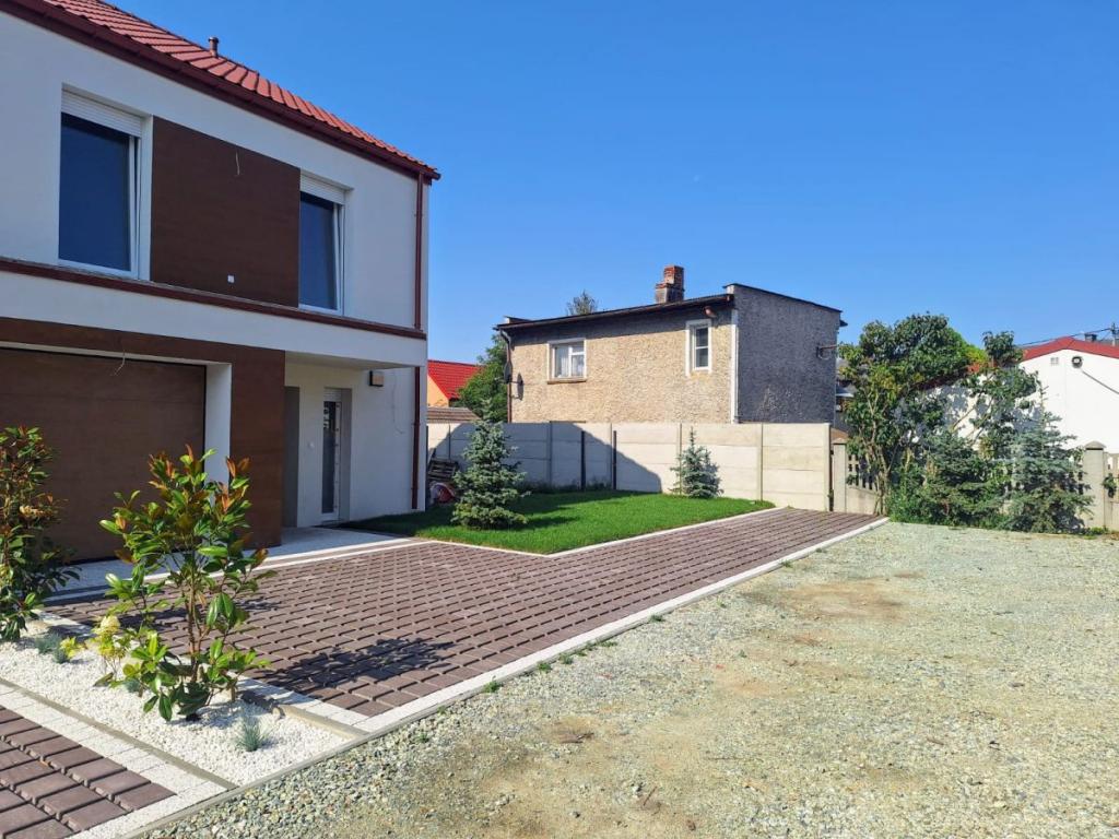 GOTOWY! rekuperacja, bez skosów, asfalt , latarnie - zdjęcie 3