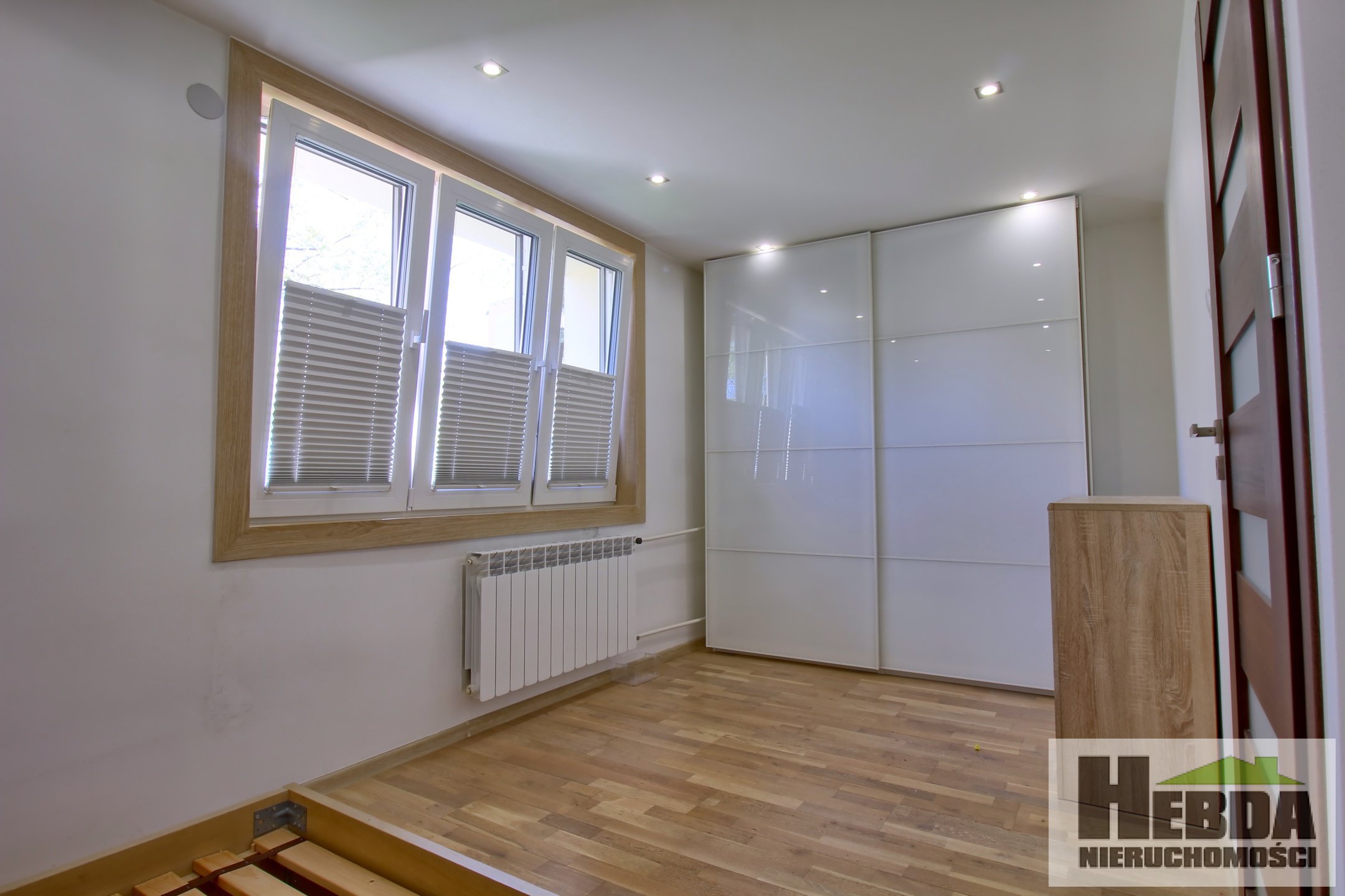 Parter !!! 2 POKOJOWE !!! STRUSINA !!! GARAŻ !!! - zdjęcie 4