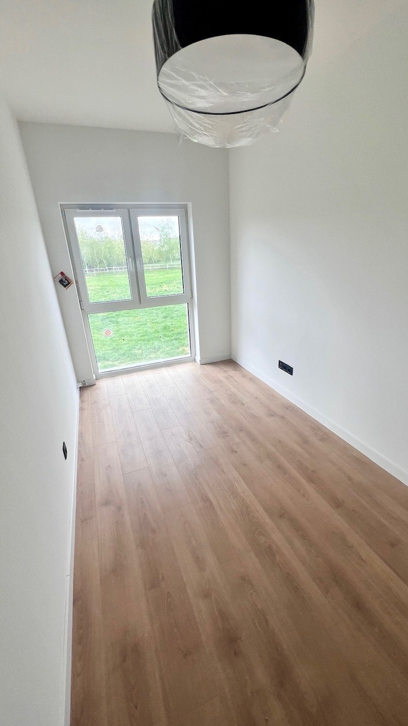 Dom w zabudowie szeregowej - zdjęcie 6