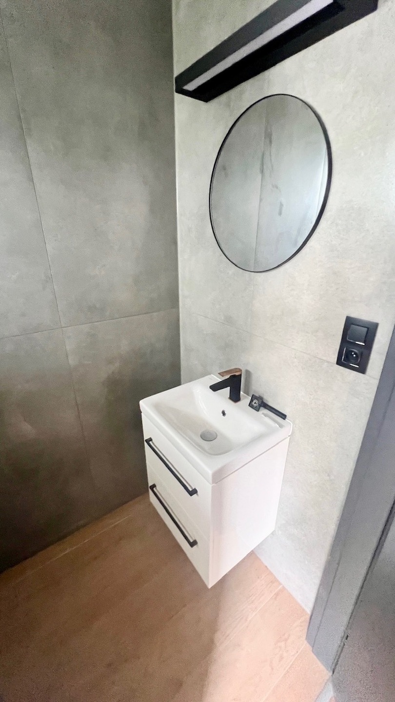 Dom w zabudowie szeregowej - zdjęcie 8