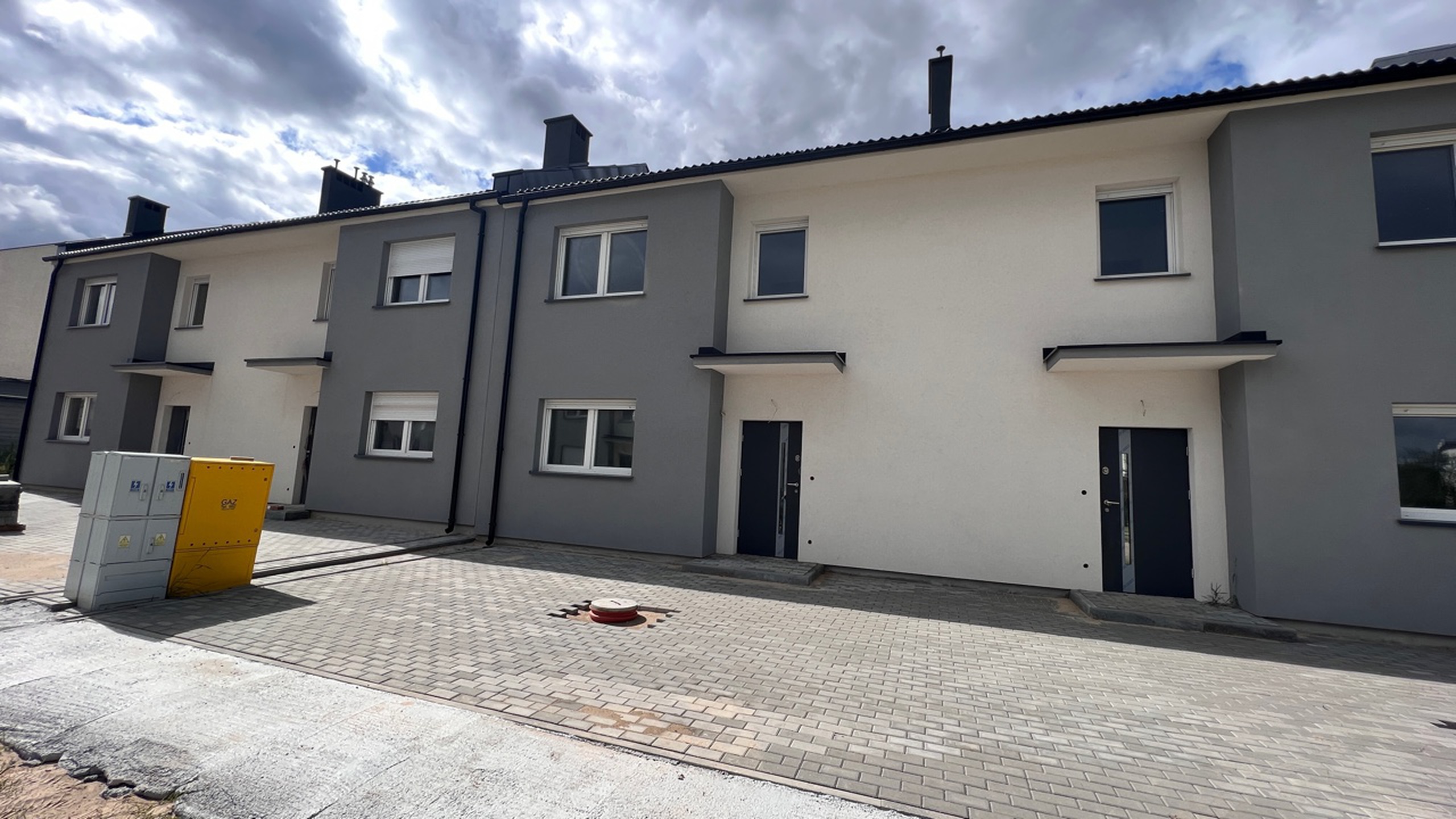 Środkowy segment szeregowca w Luboniu - zdjęcie 7