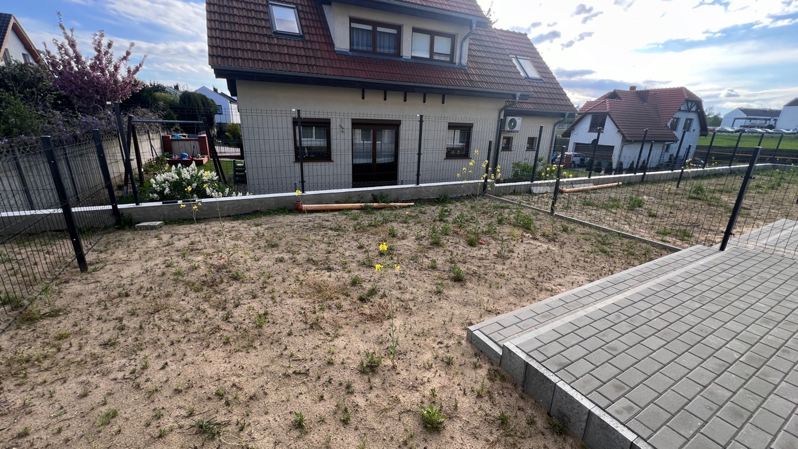 Środkowy segment szeregowca w Luboniu - zdjęcie 5