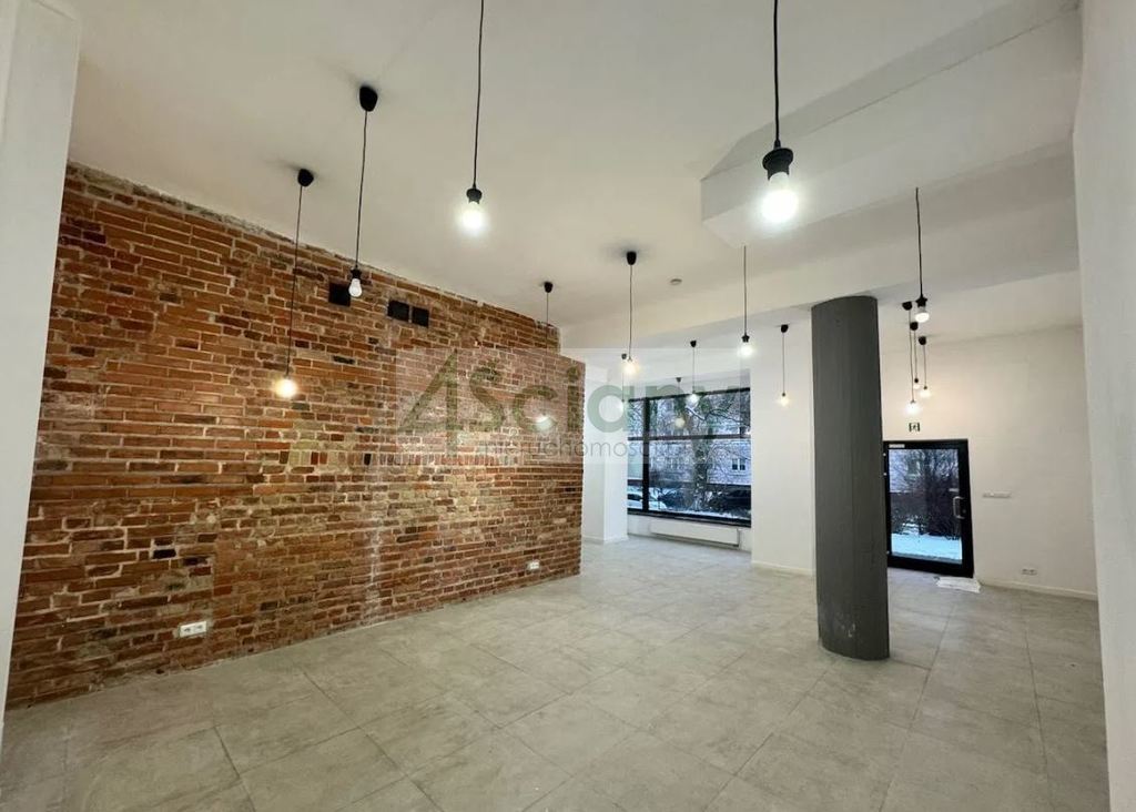 Lokal usługowy na sprzedaż, 140 m², Warszawa - zdjęcie 1